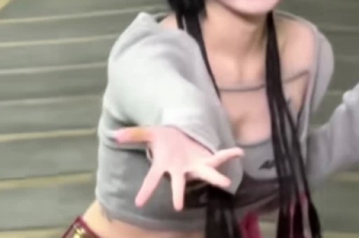 《女性吹潮视频在线观看》免费观看