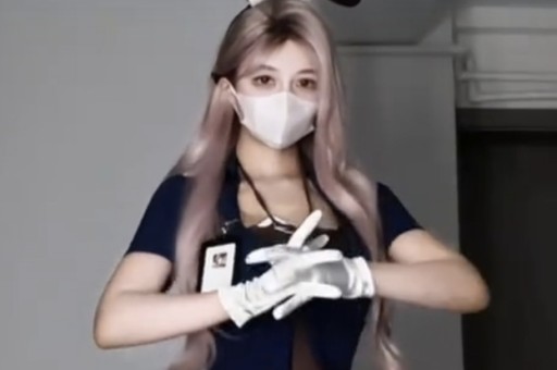 流言板]火箭社媒发布谢泼德和泰特拍摄定妆照的花絮视频